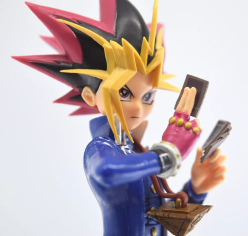 Zoom sur le gant de la figurine